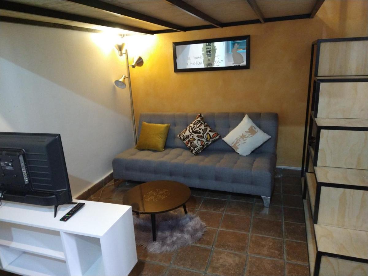 Acogedor Loft Amueblado En El Centro De Tulancingoアパートメント エクステリア 写真